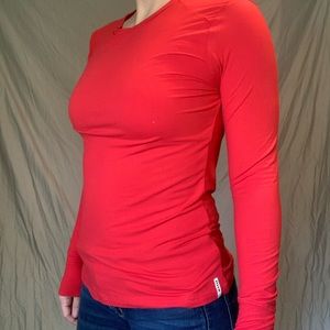 Long sleeve workout shirt